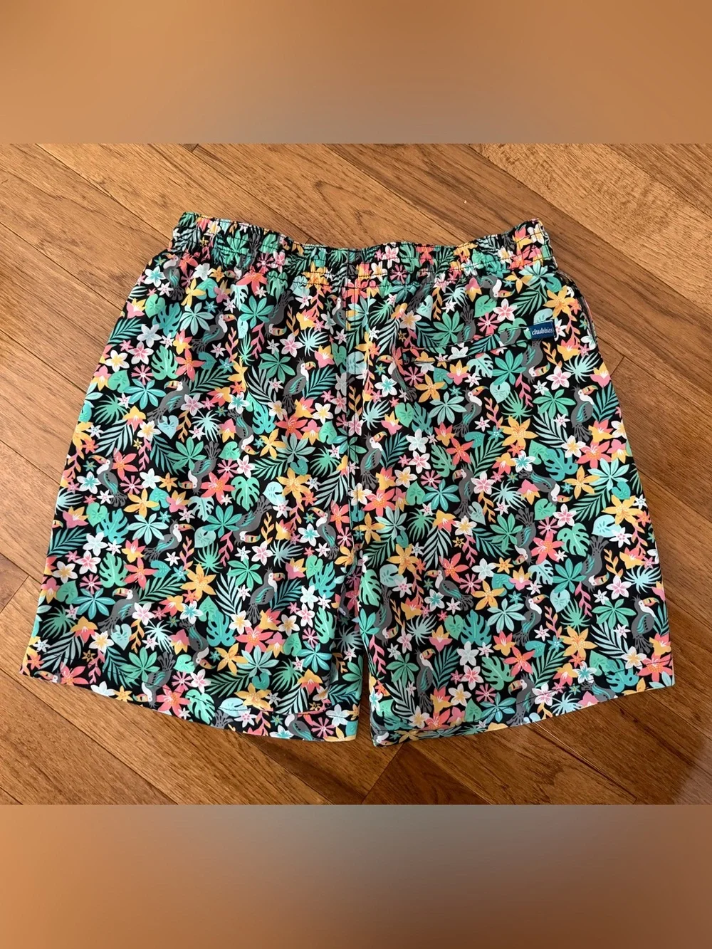 Chubbies Bloomerang 7” Inseam Black Tropical Floral Drawstring  Size L